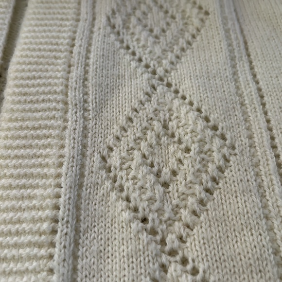 Vintage old fashioned sweater open front open knit detailed patterns - Picture 3 of 5